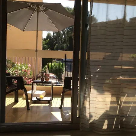 Studio Cosy Proche Mer * Saint-Raphael (Var)